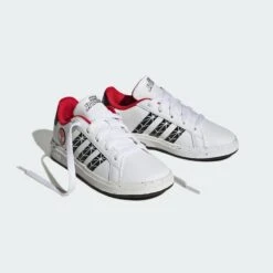 Adidas Grand Court X Marvel Spider-Man Kinderschoenen -Mode Schoenen adidas grand court x marvel spider man kinderschoenen 11